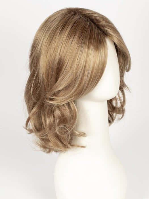 Carrie | Synthetic Wig (Basic Cap)