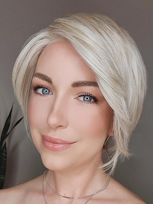 Best In Class | Synthetic Lace Front Wig (Mono Part)